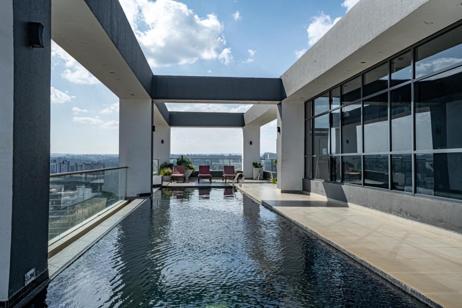 Escada Studio & 2-Bedroom, Rooftop Swimming Pool, Gym, Workspace, Wonderiss Homes Westland Living Ναϊρόμπι Εξωτερικό φωτογραφία